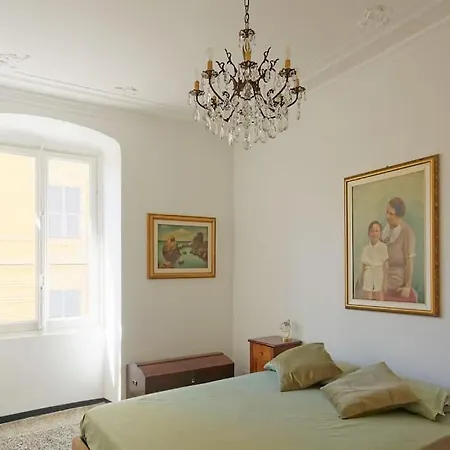 Apartment Bel Carlo - 2 Camere, Giardino, Vista Porto Genoa