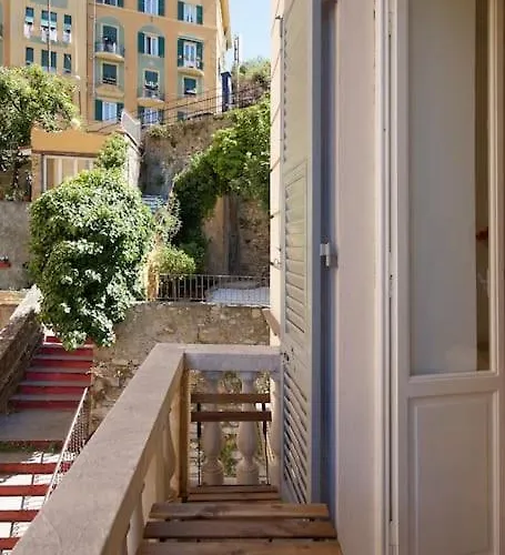 アパート Bel Carlo - 2 Camere, Giardino, Vista Porto *