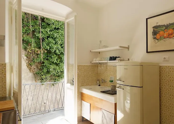 Bel Carlo - 2 Camere, Giardino, Vista Porto * ジェノヴァ