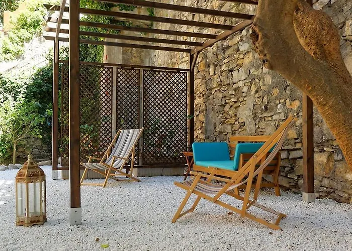 アパート Bel Carlo - 2 Camere, Giardino, Vista Porto ジェノヴァ