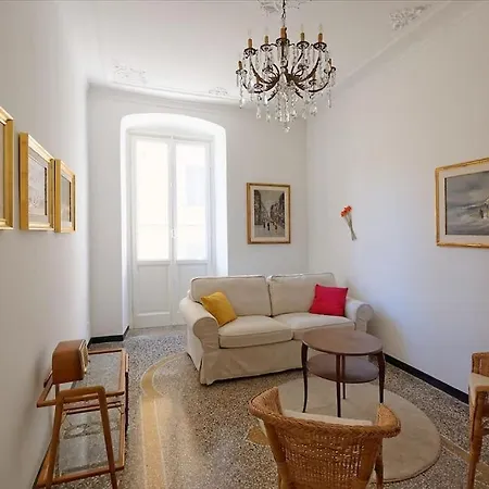 Bel Carlo - 2 Camere, Vista Porto Génova
